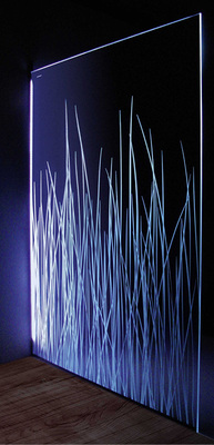 <p>
Trendige LED-Beleuchtung hebt die Laserinnengravur von Duschabtrennungen hell und energiesparend hervor.
</p>

<p>
</p> - © Duscholux

