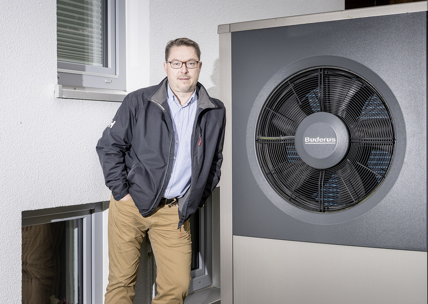 Tim Rehder: „Wärmepumpen lassen sich in nahezu allen Gebäuden einsetzen. Sie eignen sich auch im Bestand für eine Heizungsmodernisierung.“