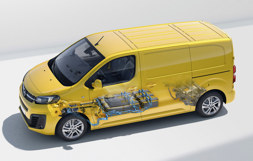 Im Unterboden verstaut: Im Mit 50-kWh-Akkupack bringt es der Vivaro-e laut Hersteller auf eine Reichweite von 230 km, dank verlängertem 70-kWh-Kraftpaket (ab mittelgroßer Karosserie) auf ca. 100 km mehr.