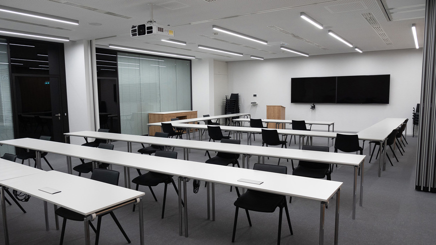 In den neuen Schulungsräumen wurde modernste Medientechnik installiert.Zudem sind die Räume flexibel aufzuteilen.