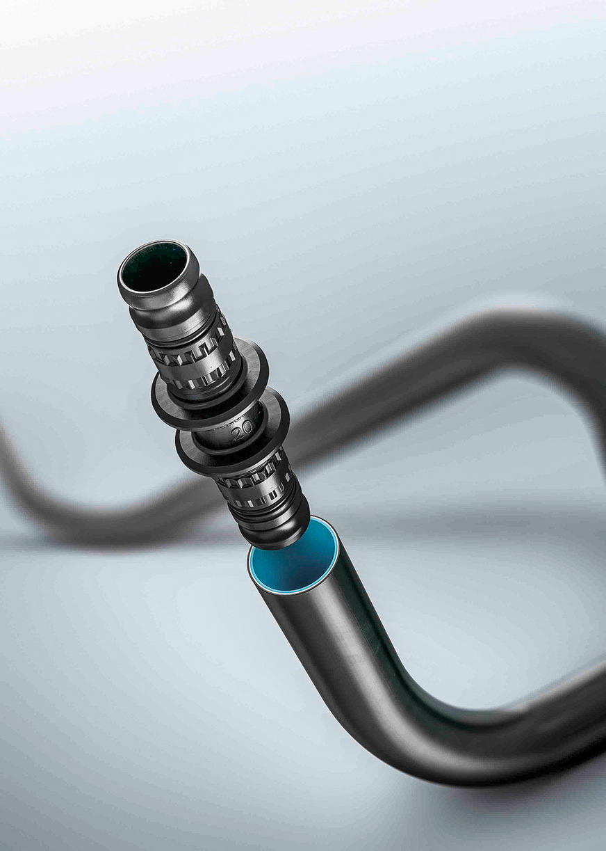 Bild 5&nbsp; Durch die Aluminium-Zwischenschicht sind die Rohrleitungen unter anderem für Sauerstoff undurchlässig (diffusionsdicht). In der Trinkwasser-Installation wird dadurch das Eindringen von unerwünschten Geruchs- oder Geschmacksstoffen vermieden.