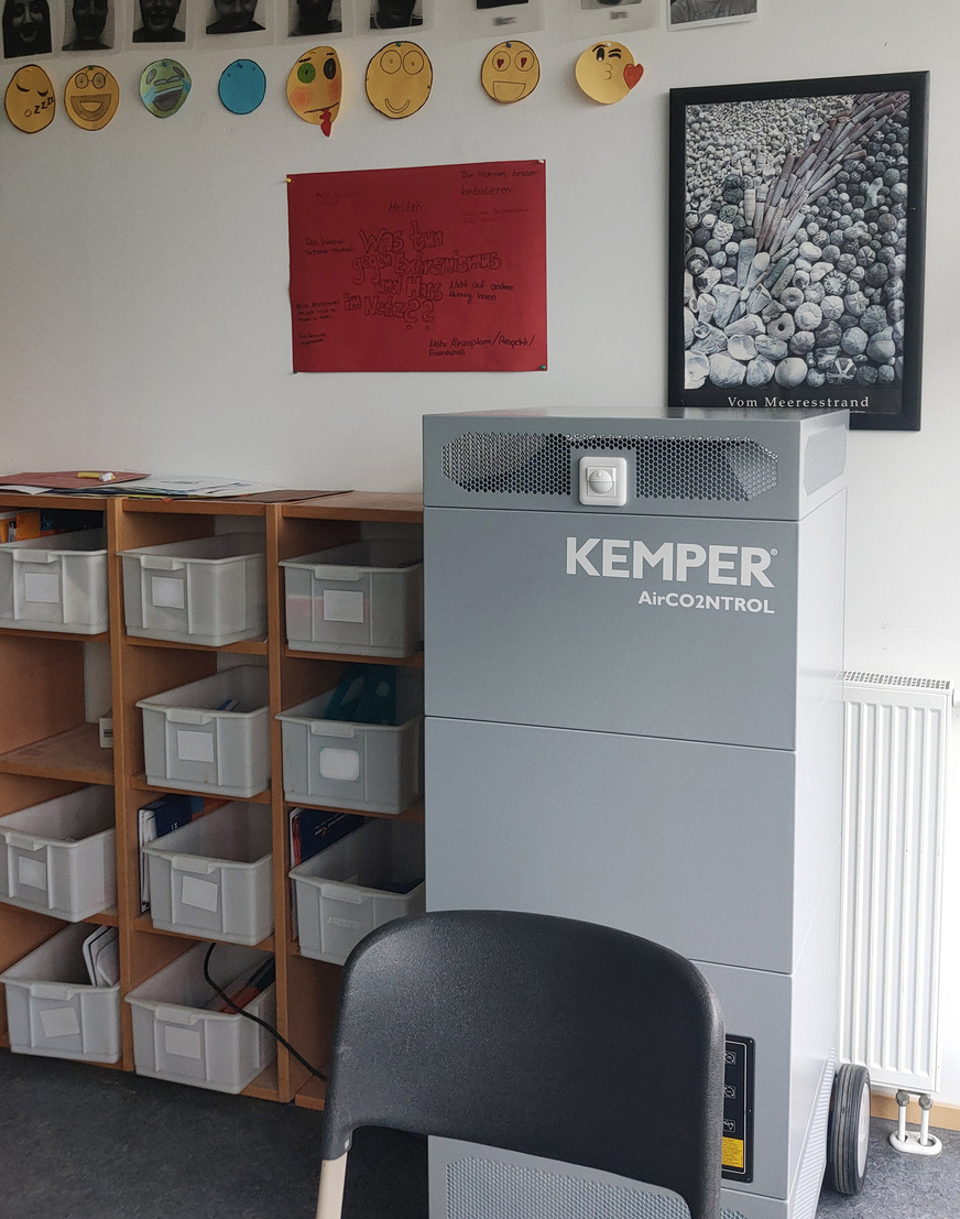 Saubere Luft im Klassenzimmer mit Luftreiniger von Kemper.