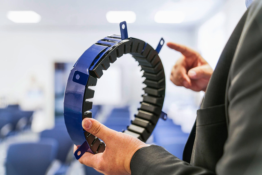 Brandschutzmanschetten und Wickelbänder sind Allrounder, können aber nicht überall eingesetzt werden.