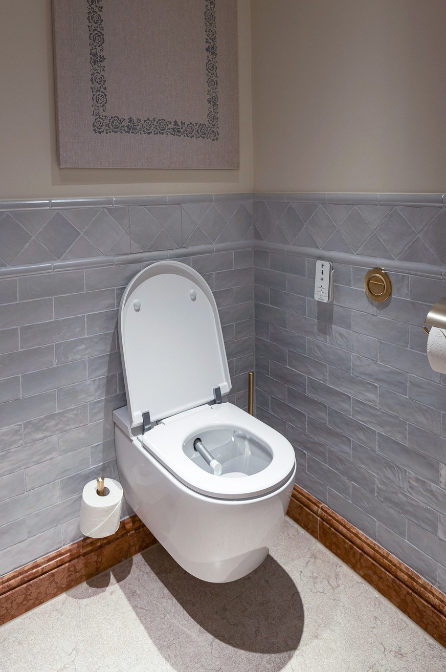 Aushängeschild Badezimmer: Im Hospitality-Bereich werden Toiletten und Badezimmer von den Gästen nicht nur nach Design und Ausstattung bewertet, sondern auch nach dem Hygienestandard – gerade in Coronazeiten.