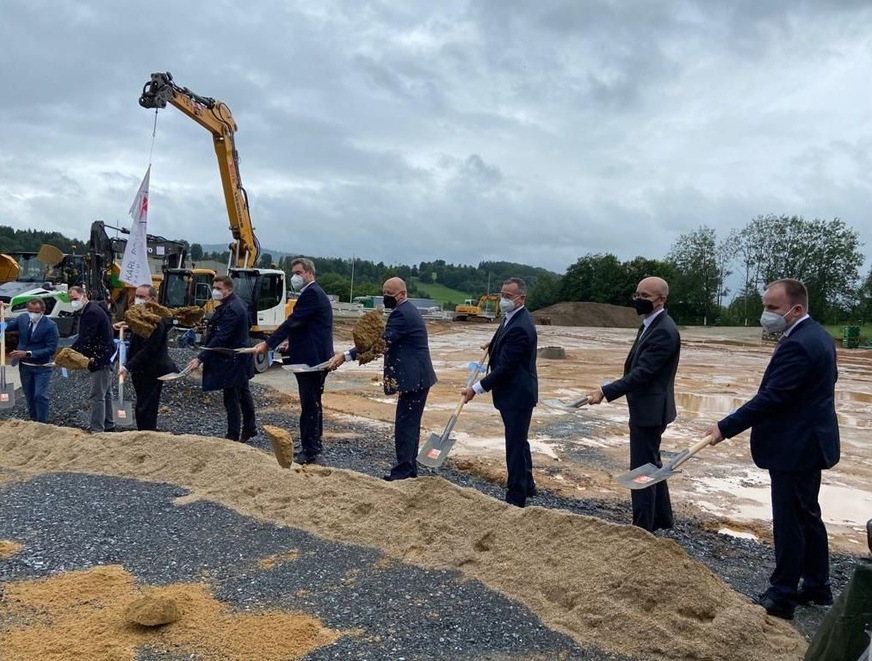 Spatenstich für die Wasserstofferzeugungsanlage in Wunsiedel mit Ministerpräsident Markus Söder.
