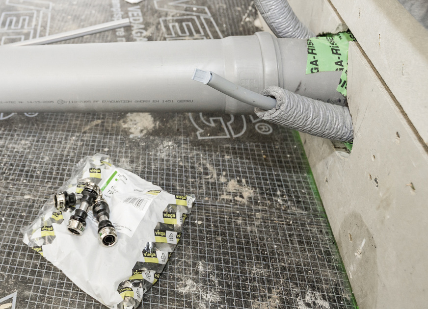 Tipp für die Baustelle: Verbinder und andere Installationsbauteile erst unmittelbar vor der Installation aus der hygienischen Verpackung entnehmen.