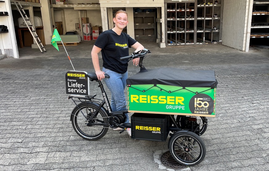 Wenn es um das Thema Nachhaltigkeit geht, ist für die Auszubildende Maike Gimbel das Lastenfahrrad ein echtes grünes Vehikel – und passt ideal als Beispiel in ihrer aktuellen Projektarbeit.