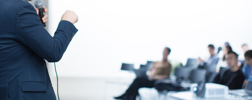 ACO Haustechnik: Seminarreihe 2021 wieder als Präsenzveranstaltung.&nbsp;Der Entwässerungspezialist innerhalb der ACO Gruppe kehrt nach dencorona-bedingten Online-Seminaren zurück zu seinem bewährten&nbsp;Schulungsangebot vor Ort.