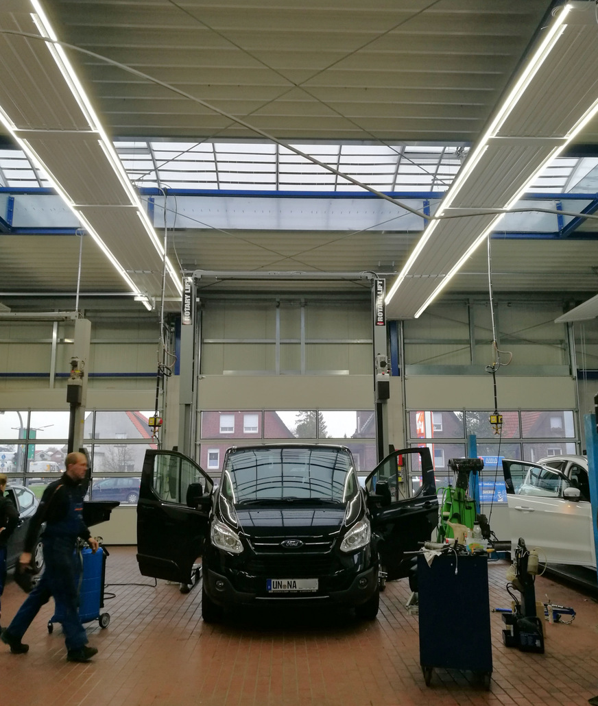 Die Paketlösung „KSP to go“ lässt sich in kleineren Hallen einsetzen, auch in Kombination mit LED-Leuchten.