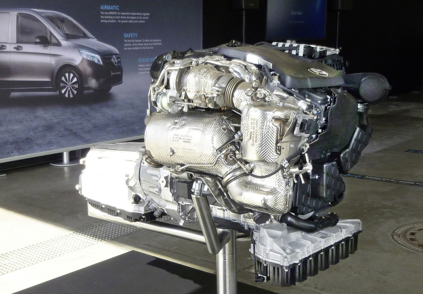 Schadstoffreduziertes Konzept: Für etliche Mercedes-Modelle erfüllt der aktuelle Diesel OM654 die neueste Abgasnorm Euro 6d ISC-FCM und treibt z. B. die Transporter Vito und Sprinter an.