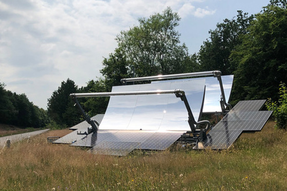 SunOyster kombiniert einen Parabolspiegel und Photovoltaik in einem Gerät.