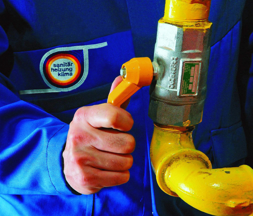 Bereits weit vor einer möglichen Gasmangellage sollten regionale Energieversorger und SHK-Innungen jetzt ein Konzept erarbeiten, wie sie im Bedarfsfall möglichst effektiv zusammenwirken können.