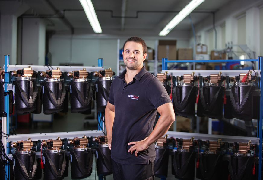 Produktion, Qualitätsmanagement und Service für die Watercryst Granulat-Behälter erfolgen im Werk in Tirol.