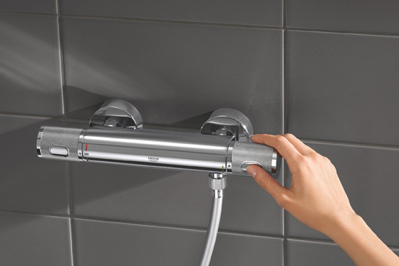 Der in vielen Grohe-Thermostaten verbaute EcoButton hilft, den Wasserdurchfluss zu begrenzen.