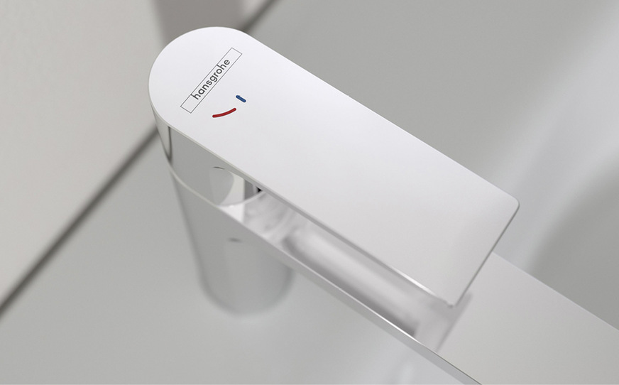 Einhebelmischer ermöglichen eine schnelle und präzise Temperatureinstellung. Das spart Wasser und Energie.