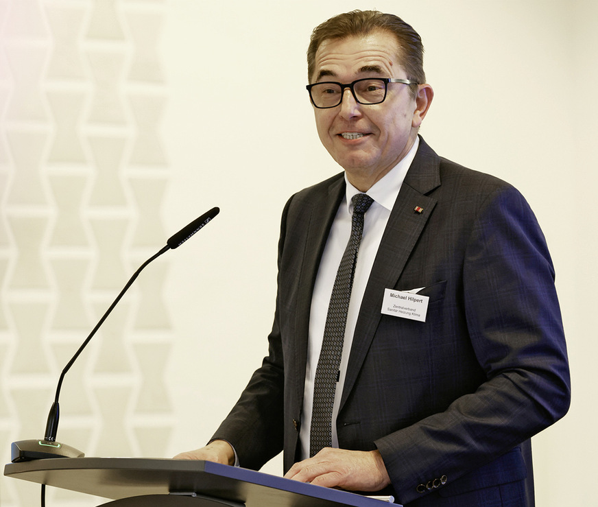 „Ärmel hoch und anpacken!“, forderte ZVSHK-Präsident Michael Hilpert.