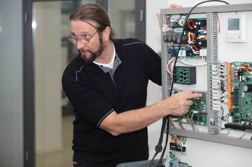 Das Trainingsprogramm von Mitsubishi Electric zu Wärmepumpen und Kältemitteln wurde an die neuen Erfordernisse – u. a. durch das GEG 2024 – angepasst.