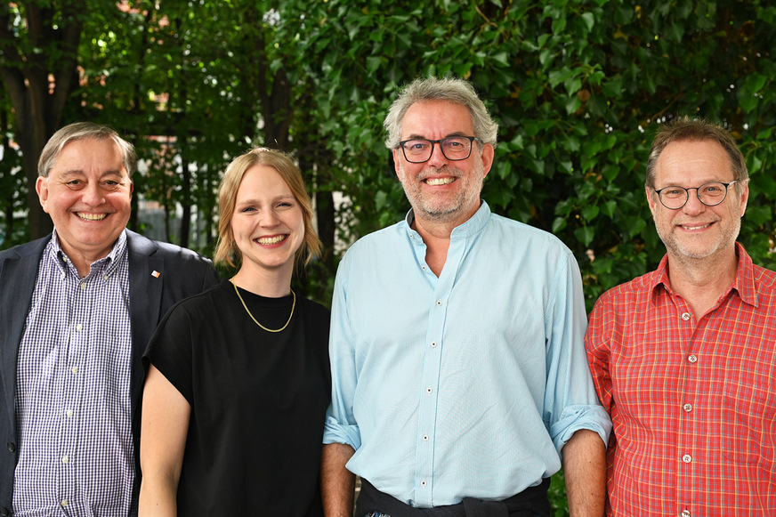 Das Präsidium der Deutschen Gesellschaft für Sonnenenergie: Dr. Götz Warnke, Vivian Blümel, Torsten Lütten, Prof. Frank Späte (v.l.n.r.)