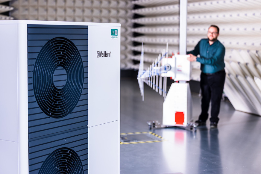 Wärmepumpe in der EMV-Kammer im Johann Vaillant Technology Center.
