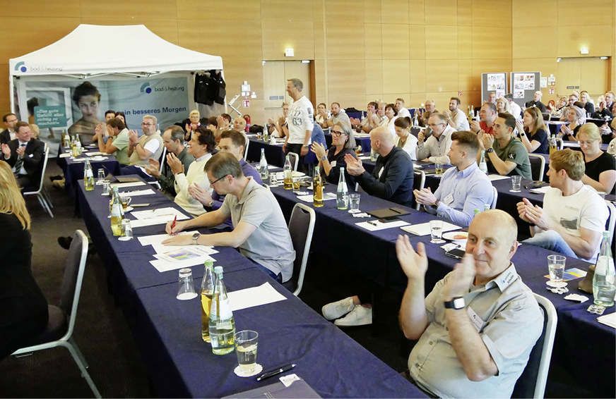 130 Teilnehmende aus den angeschlossenen Mitgliedsbetrieben der bad & heizung AG hatten sich für die Jahrestagung in Münster vom 6. bis 8. Juni 2024 angemeldet.