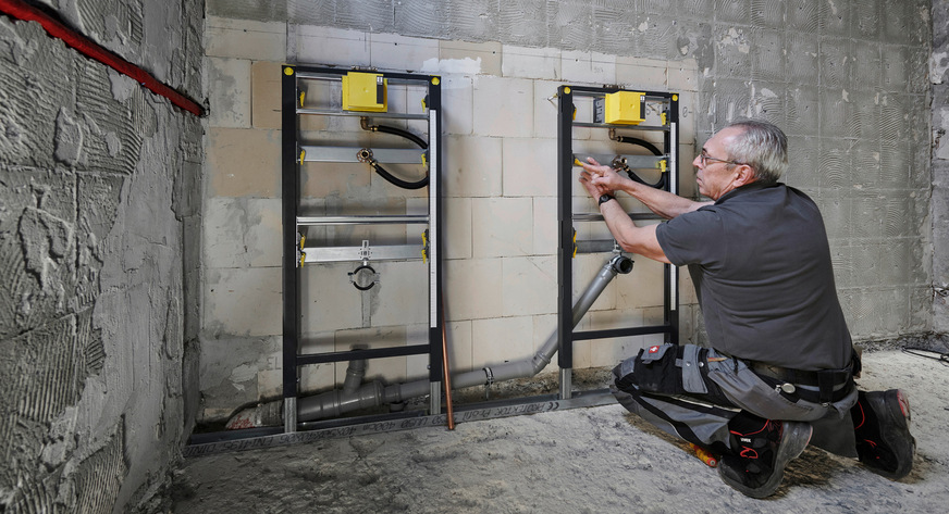Gerade bei Reparaturen oder Erweiterungen von Trinkwasser-Installationen ist die Kompetenz des Fachhandwerkers gefragt, denn neben den technischen Risiken geht es bei diesen Arbeiten ja immer auch um den Erhalt der Trinkwasserhygiene.