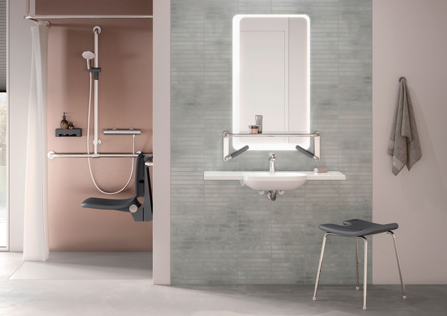 Eine Nuance ist immer in eine ganze Farbfamilie eingebettet. ­Erscheint eine Pfirsichfarbe zu süß, lässt sich die Trendfarbe durch Vergrauen und Aufhellen in eine verwandte Tönung abwandeln und für die langlebige Nutzung passend machen. Auch so liegen Sie immer noch voll im Trend.