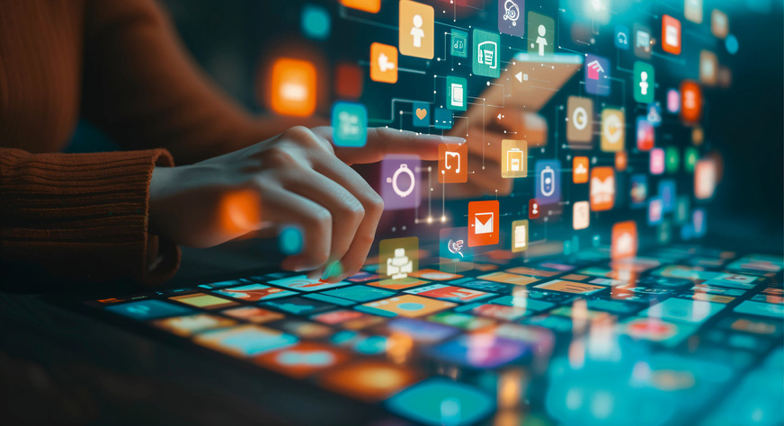 Mit KI-Tools wie ChatGPT oder Midjourney können Handwerkschefs sich bei Schreibarbeiten unterstützen lassen. Der Kundenservice kann bei Terminanfragen und Buchungen Chatbots nutzen.