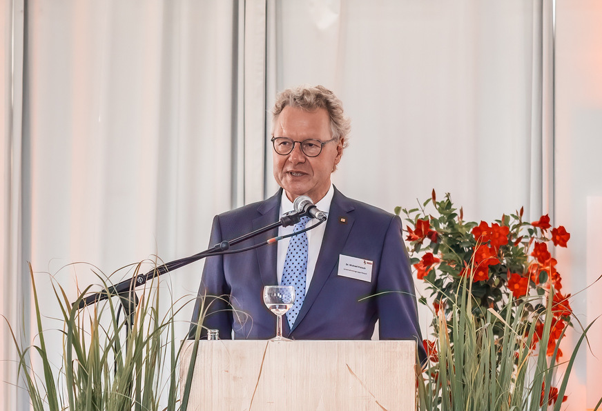 Dr. Michael Pietsch bei seiner Jubiläumsrede.