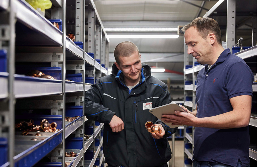 Gut gebriefte Mitarbeiter können damit besser umgehen, wenn der Kunde bauseits Material stellen möchte.