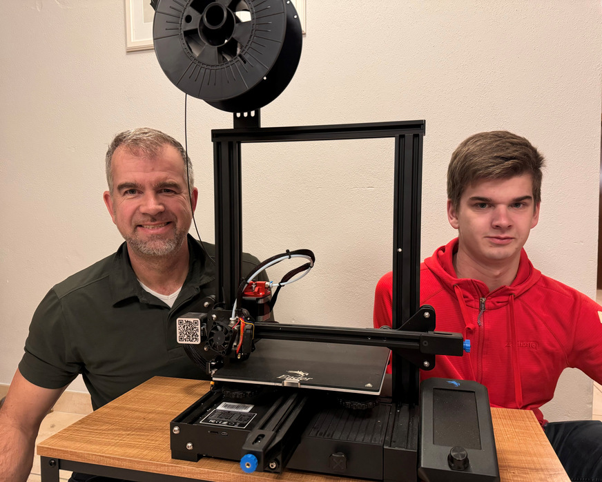 Rainer und Philipp Sebastian gehen neue Wege im Bereich Ersatzteile.