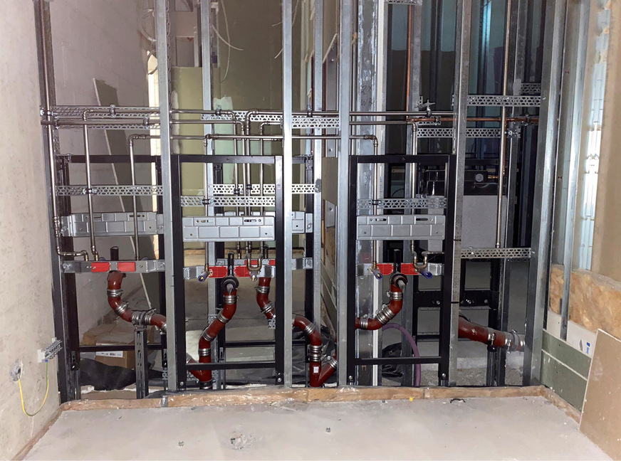 Montageelemente für Waschtische mit Einlochbatterie.