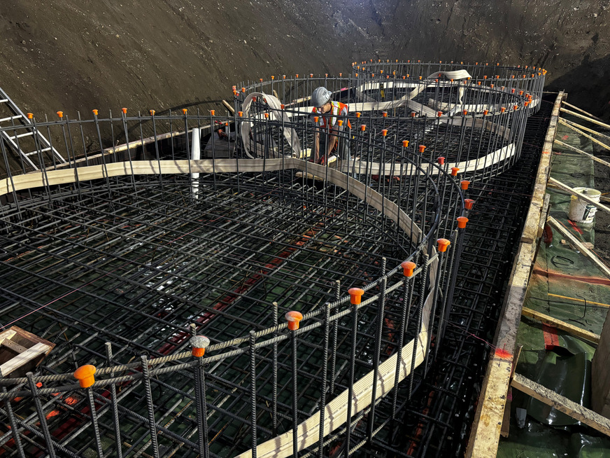 Im dritten Quartal 2025 soll die ersten Toiletten den elektrischen Ofen im neuen Werk in Kanada verlassen.