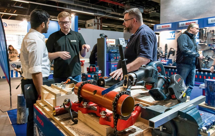 Anpacken statt zusehen: Die Werkzeughalle ist ein Highlight jeder Messe.