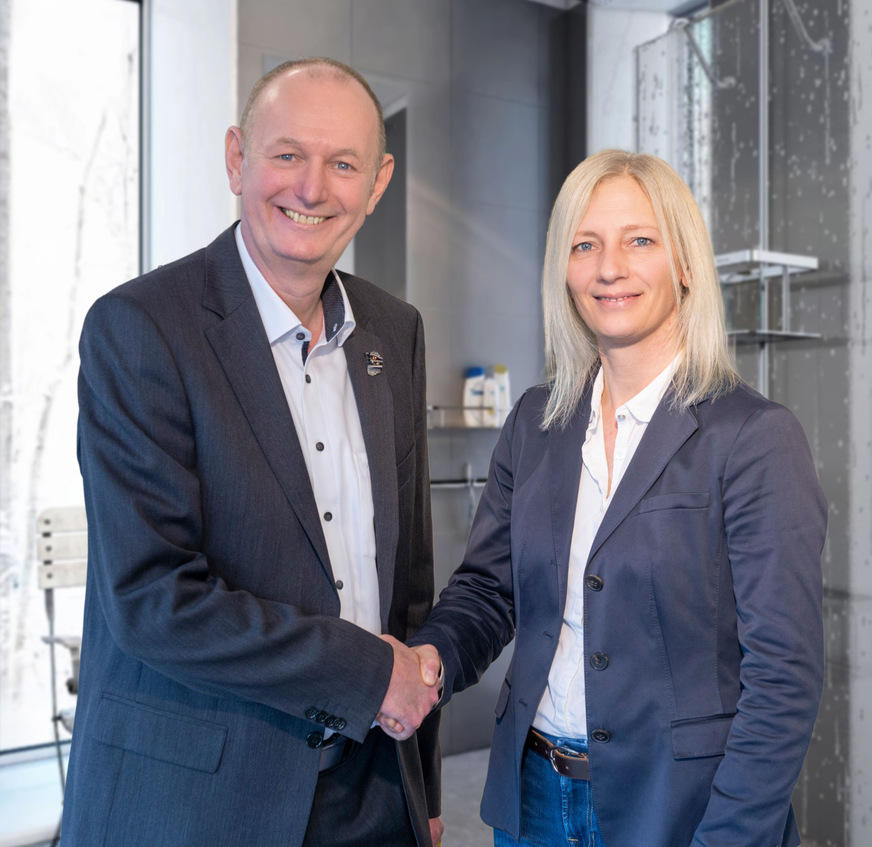 Dr. Dagmar Stöllnberger-Geyer übernimmt im Juli 2025 die Artweger-Geschäftsführung von Gerhard Aigner.