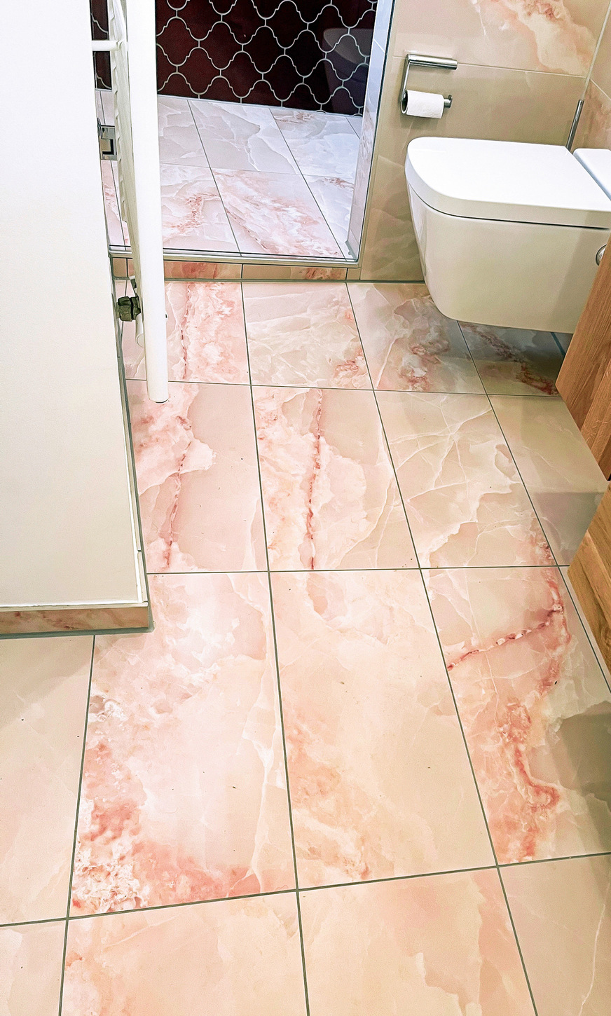 Dem schwierigen Bodenaufbau ist es geschuldet, dass das Format maximal in 30 x 60 cm gewählt werden konnte.