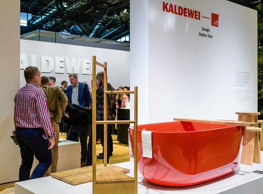 In den Badhallen trumpften die Markenhersteller auf.