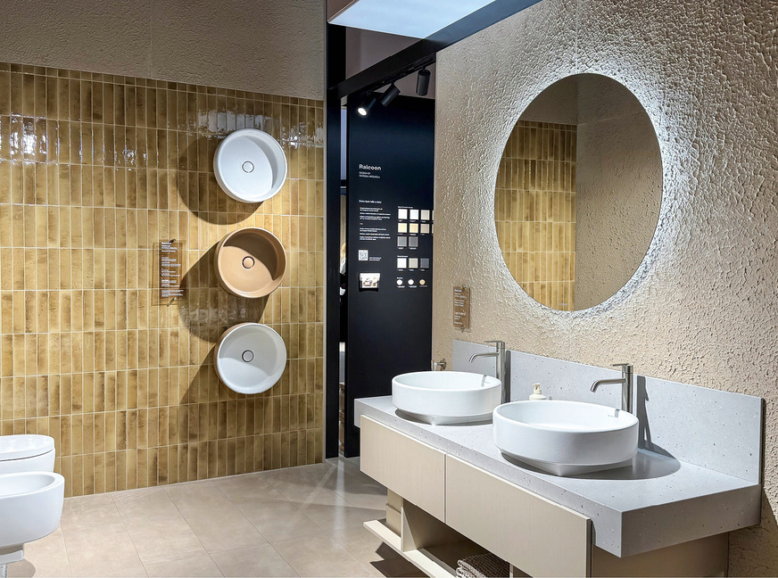 Spiegel und Waschbecken sind – wie hier von Patricia Urquiola für Duravit – heutzutage gern rund.