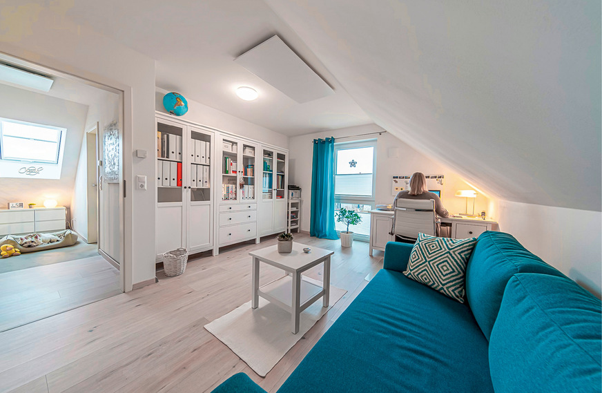 Infrarotheizgeräte können sowohl an Decken als auch an Wänden installiert werden.