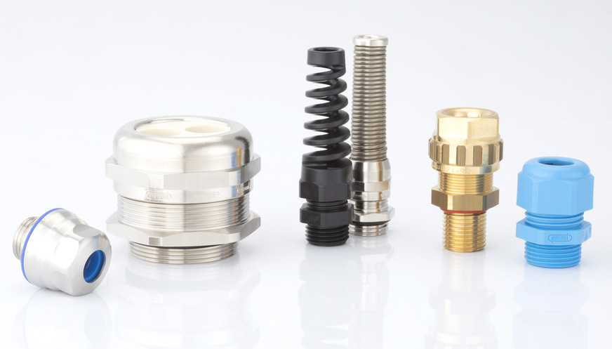 Verschraubungen im Überblick (v.l.n.r.): HD-Verschraubung für hygienisch sensible Anwendungen, Multi-Verschraubung zur Durchführung mehrerer Kabel, zwei Knickschutzverschraubungen für bewegungsintensive Einsatzorte (z.&nbsp;B. Wallboxen, Rolltore), Exios A2F für explosionsgefährdete Bereiche ohne armiertes Kabel, HSK-K-Kunststoffverschraubung (blau, auch in Grau/Schwarz erhältlich, optional mit EX-Hutmutter).