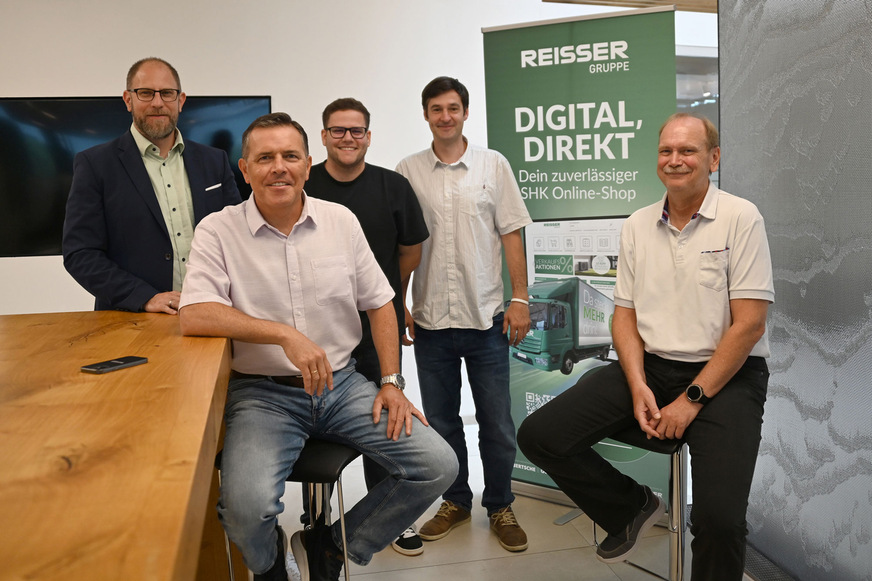 Das Onlineshop-Team (v.l.n.r.): Patrick Preiß, Hugo Rodriguez, Paul Haaf, Nenad Podunavac, Rainer Schirm.