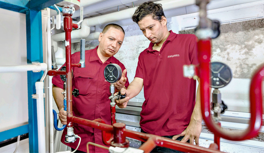 Das Technologieunternehmen Mywarm begleitet Projekte mit Experten aus dem eigenen Team direkt bei den Kunden vor Ort.