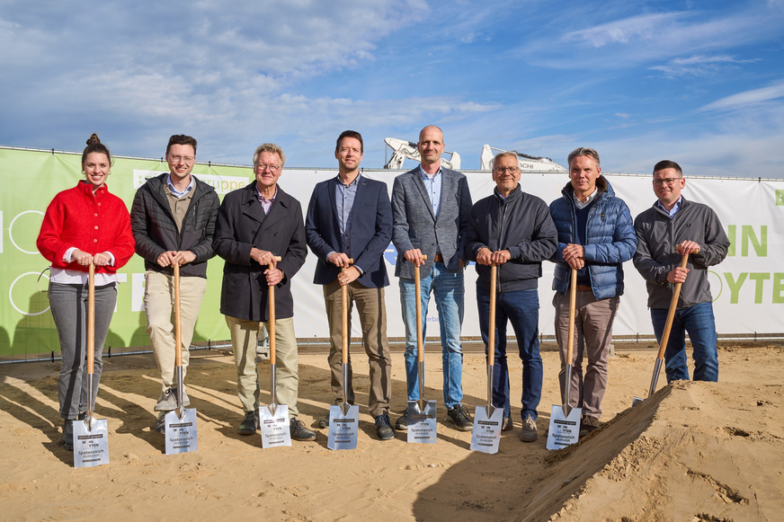 v.l.: Rahel Pietsch, Fritz-Felix Pietsch, Dr. Michael Pietsch, Matthias Klane, Frank Leupers, Andreas Baumermann, Marcus Bock, David Garbade