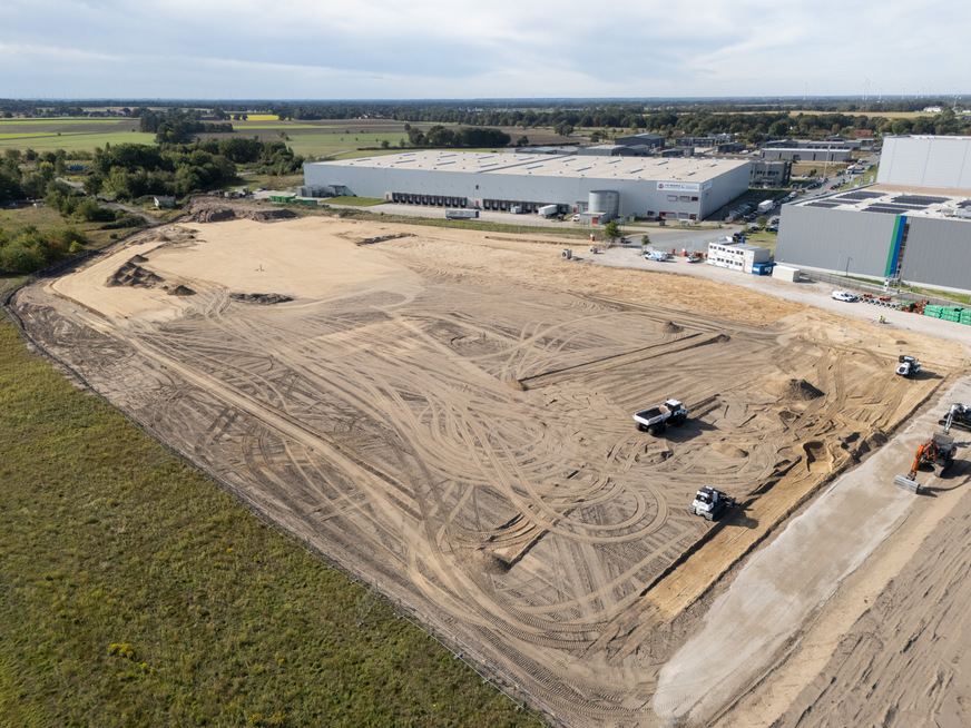 Auf einer Fläche von rund 50.000 m2 entsteht ein neues Zentrallager in Oyten.