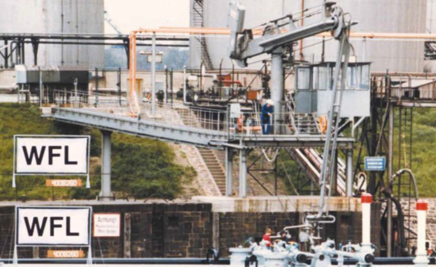 1977:&nbsp;Zusammen mit anderen Flüssiggas-Versorgern eröffnet Primagas das Duisburger Binnenhafenlager. Die hohe Lagerkapazität optimiert die Versorgungssicherheit.