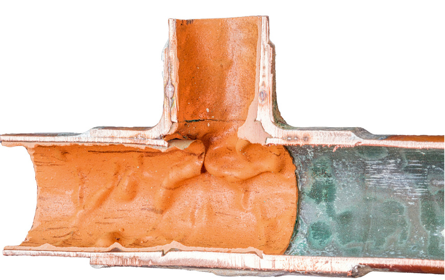 Rohrleitungsabschnitt mit Innenbeschichtung.