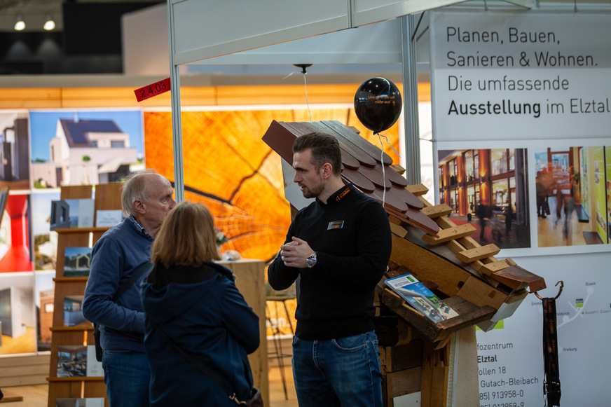 Besucher entdecken auf der GETEC 2026 praktische Lösungen rund um das Gebäude.