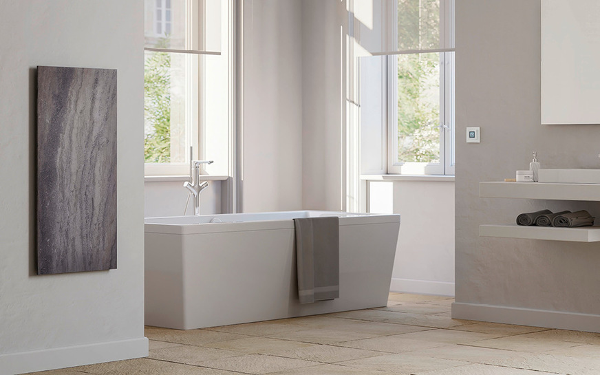 Die Keramikpaneele der Dimplex-IRC-Serie arbeiten geräuschlos, heizen in weniger als 10 Minuten auf und können gezielt im Badezimmer eingesetzt werden.