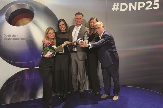 Danfoss erhält den Deutschen Nachhaltigkeitspreis 2025 in der Kategorie Heiz-, Lüftungs- und Klimatechnik – ausgezeichnet als Vorreiter, der ökologische Verantwortung mit wirtschaftlichem Erfolg verbindet.