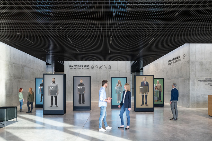 Das Forum des neuen Geberit Campus: Es ist Empfangs-, Warte- und Verweilbereich und Cafeteria. Hier ist Raum für Begegnung, Kommunikation und Dialog.