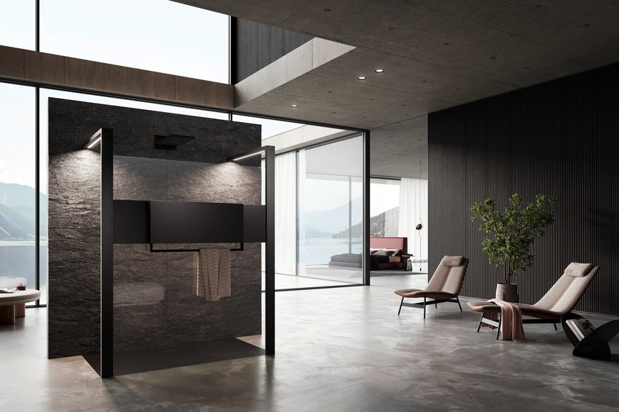 Klarer Fokus auf Kernkompetenzen und strategische Fertigungsbereiche: Am Standort Bad Zwischenahn wird sich die Hüppe GmbH nach Annahme ihres Sanierungsplans künftig auf die Entwicklung, Fertigung und Distribution von Duschplatzlösungen im mittleren und oberen Preissegment wie Hüppe Sphere konzentrieren.